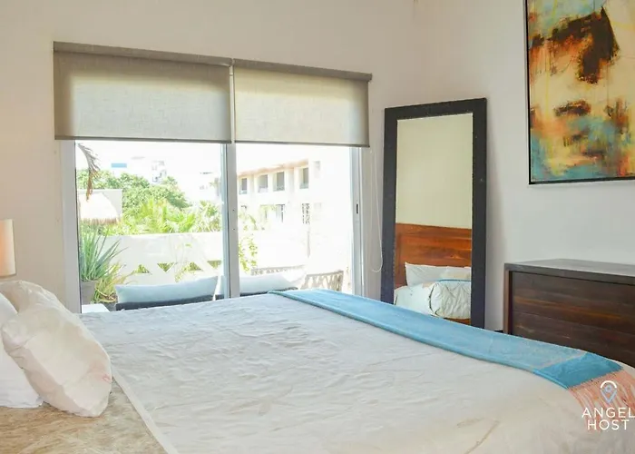 Penthouse Escape W Hot Tub & Bbq Grill